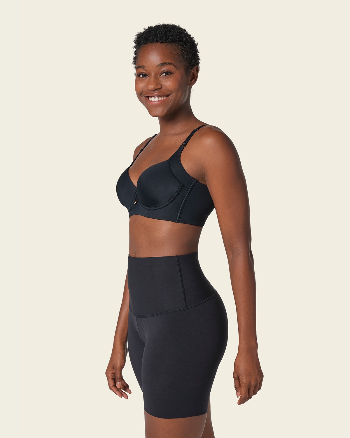 Moderate High-Waisted Shaper Shaper Short